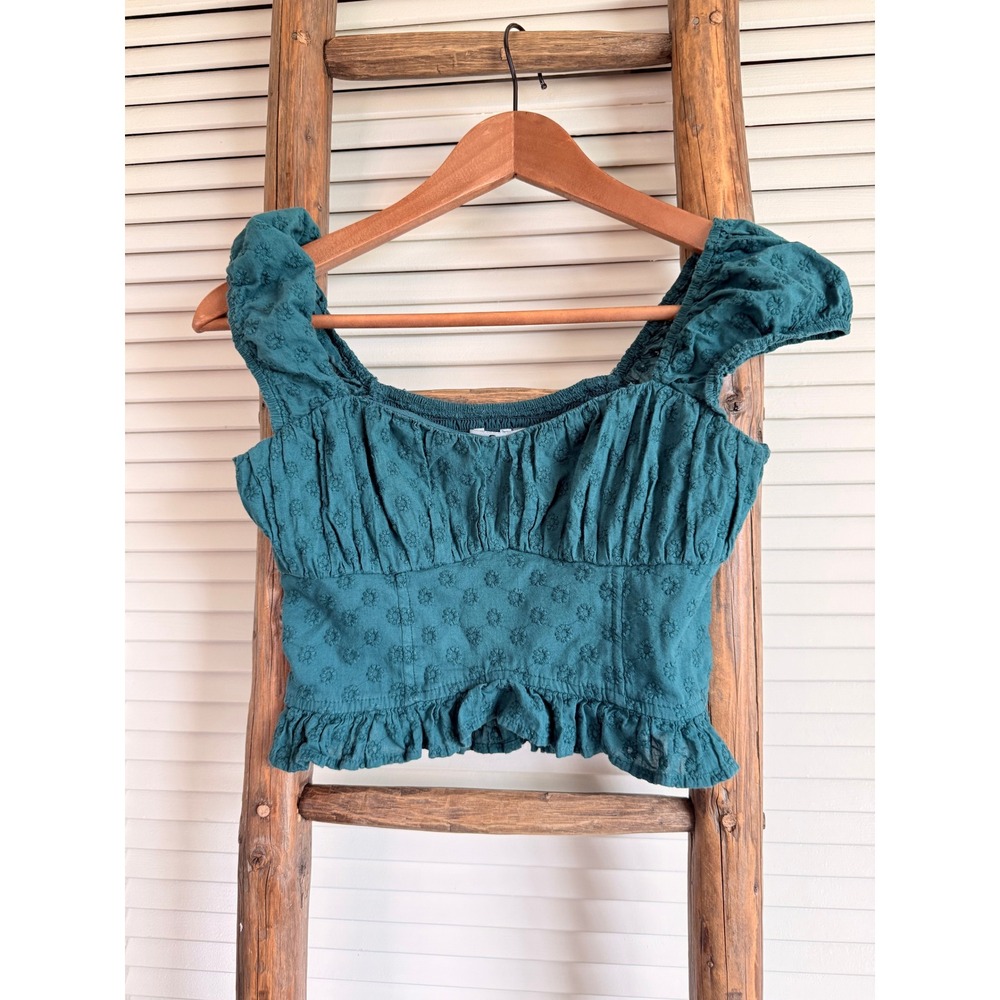 Hollister Teal Green Floral Eyelet Smocked Crop Top XS Cap Sleeve‎ Ruffle